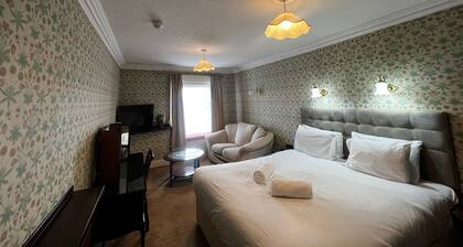 The Lairgate Hotel
