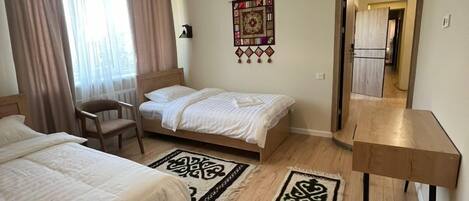 Economy tvåbäddsrum - delat badrum | Boendets fasad