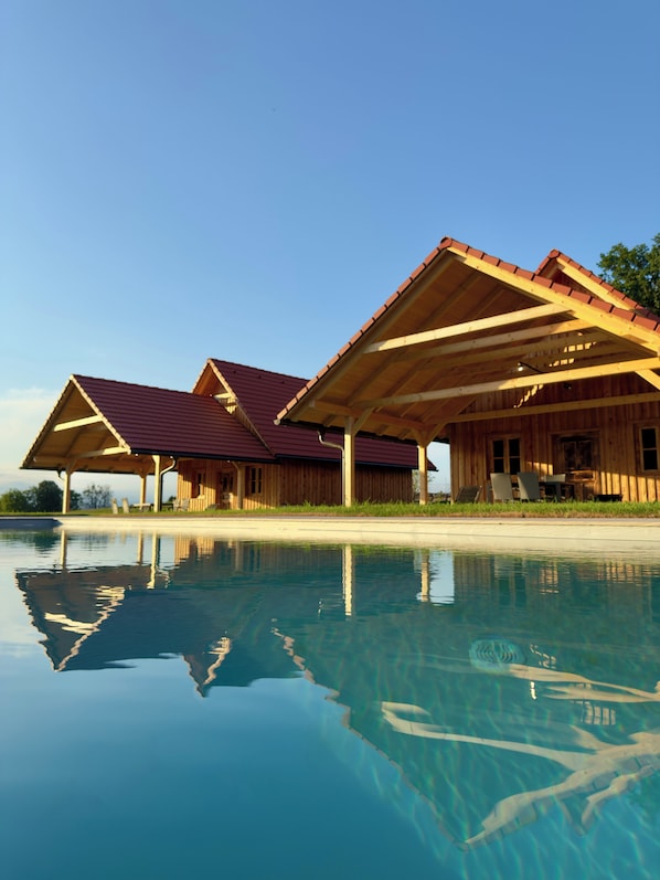 Piscine extérieure, piscine chauffée