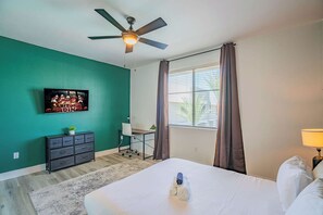 Iron/ironing board, WiFi, bed sheets