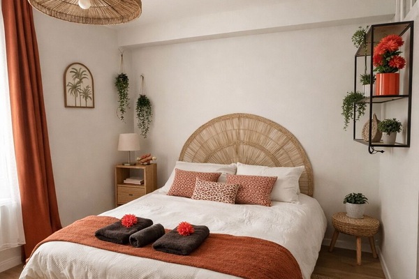 WiFi (free), bed sheets