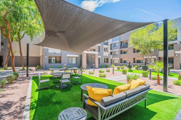 Outdoor dining - Contemporary Condo at Westgate | Pool, Gym & W/D (Glendale)