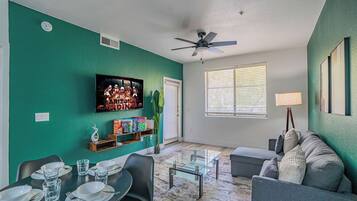 Televisión y oficina