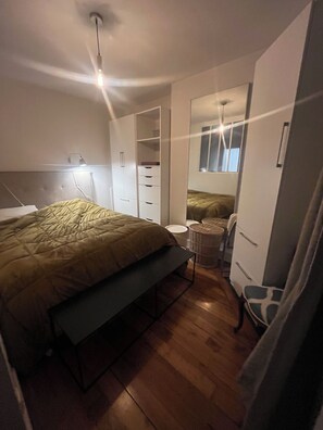 1 chambre, fer et planche à repasser, Wi-Fi, literie fournie