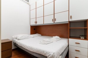 2 bedrooms, iron/ironing board