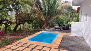 Vila, 2 quartos, acessível, piscina particular | Piscina