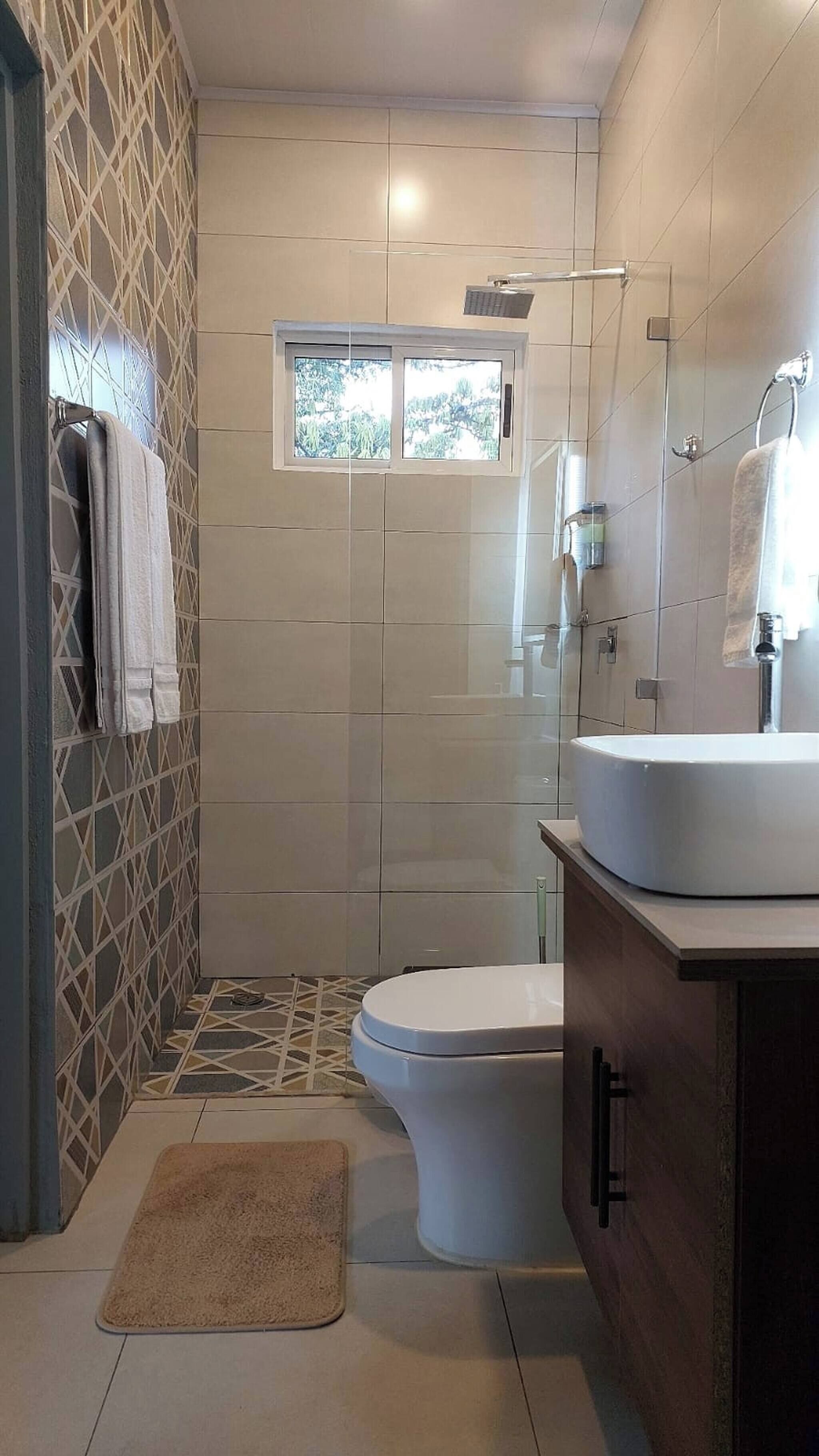 Vila, 1 quarto, acessível, piscina particular | Banheiro