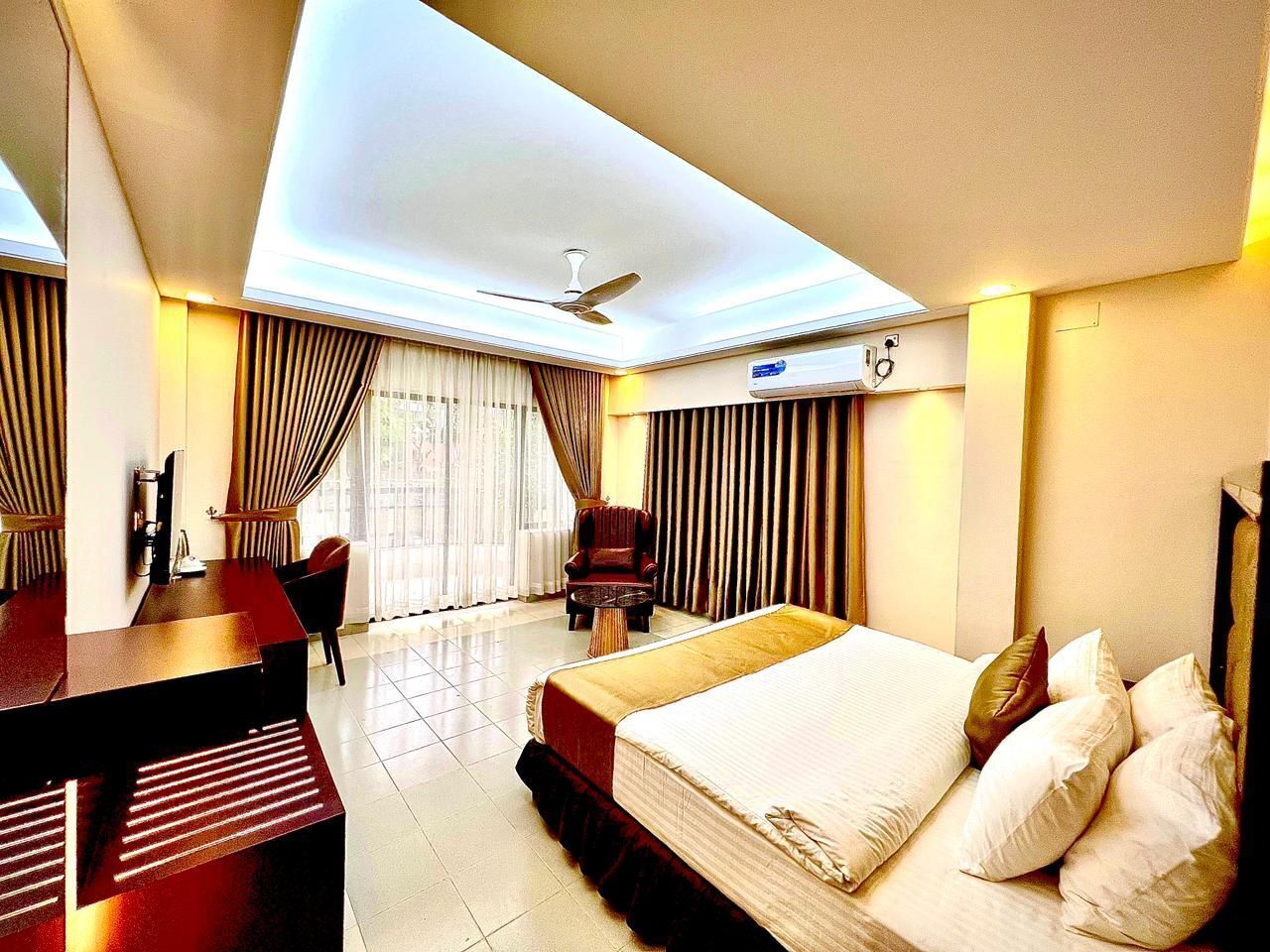 Executive-Zimmer, 1 King-Bett, Stadtblick