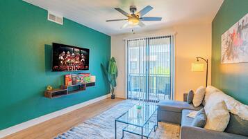 Televisión, oficina