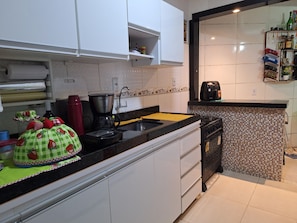 Microwave, oven, stovetop, dishwasher