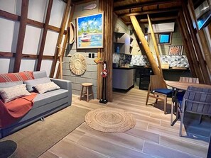 Cabana premium, piscina particular, vista para o mar | Área de estar