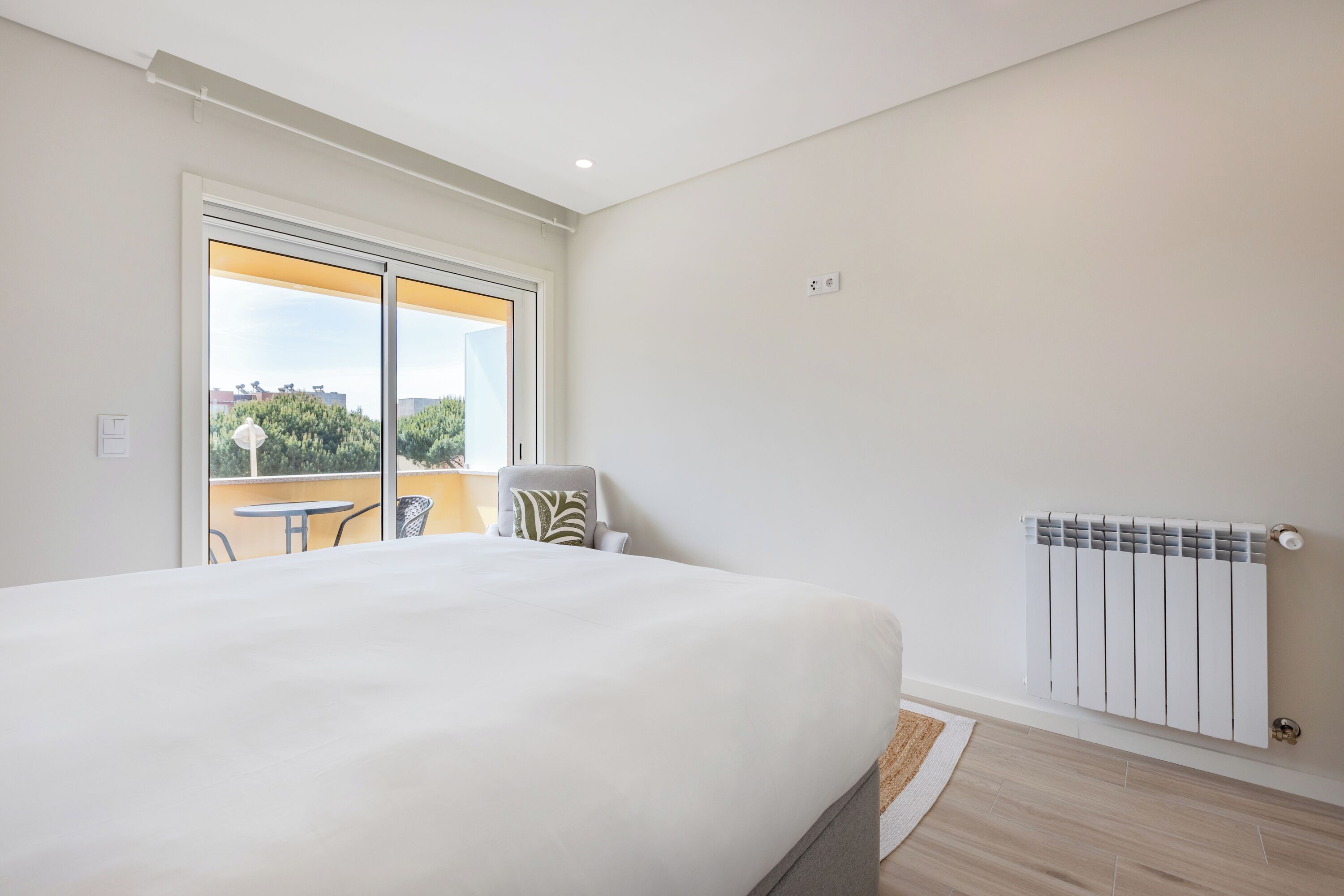 Family Condo, Pool View | Iron/ironing board, free WiFi, bed sheets