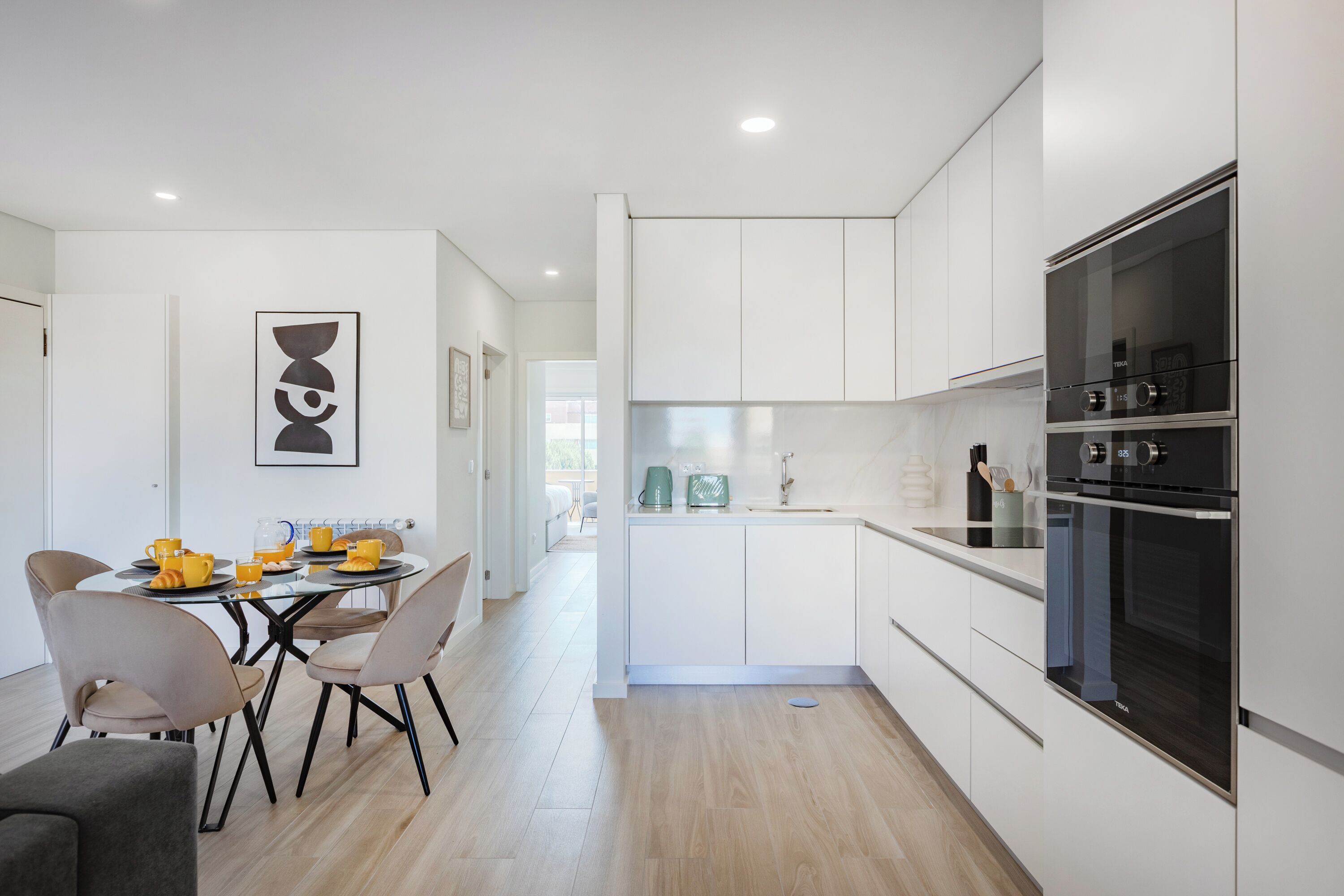 Family Condo, Pool View | Private kitchen | Toaster
