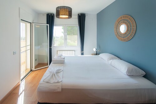 WELCS VILLA 278 EMP with swimming pool and panoramic views