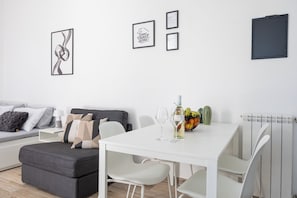 Dining - Uditore Mini Apartment (Palermo)