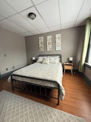 2 soverom, wi-fi (inkludert) og sengetøy