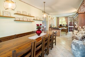 Dining - VILLA LISA - COUNTRY HOUSE LISA. HOUSE WITH GARDEN 7 MINUTES WALK FROM THE SEA (Diano Marina)