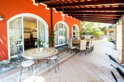 VILLA LISA - COUNTRY HOUSE LISA. HOUSE WITH GARDEN 7 MINUTES WALK FROM THE SEA