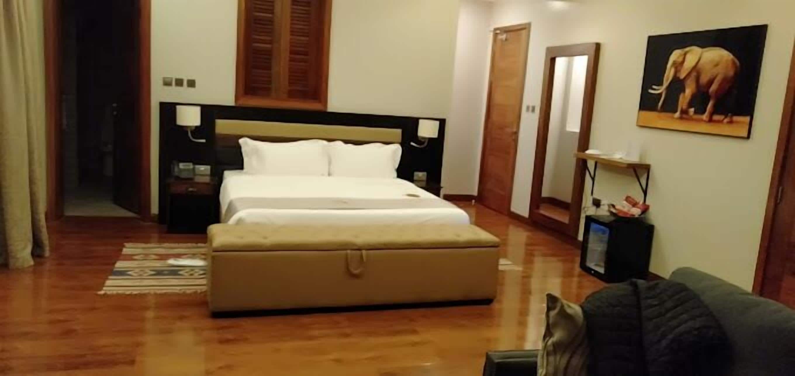 エグゼクティブ ダブルルーム ガーデンビュー | WiFi (無料)、ベッドシーツ