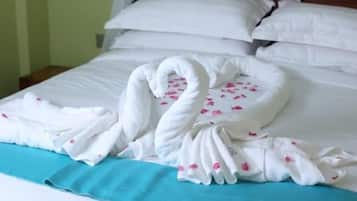 Standard Double Room, Garden View | Free WiFi, bed sheets