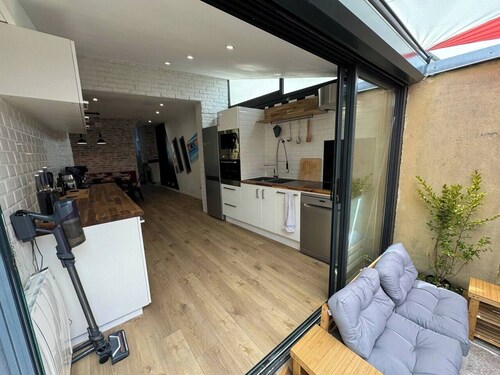 «24H Legend» House 10 People With Private Terrace