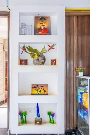 Interior - SNL Hotel & Gardens (Nairobi)