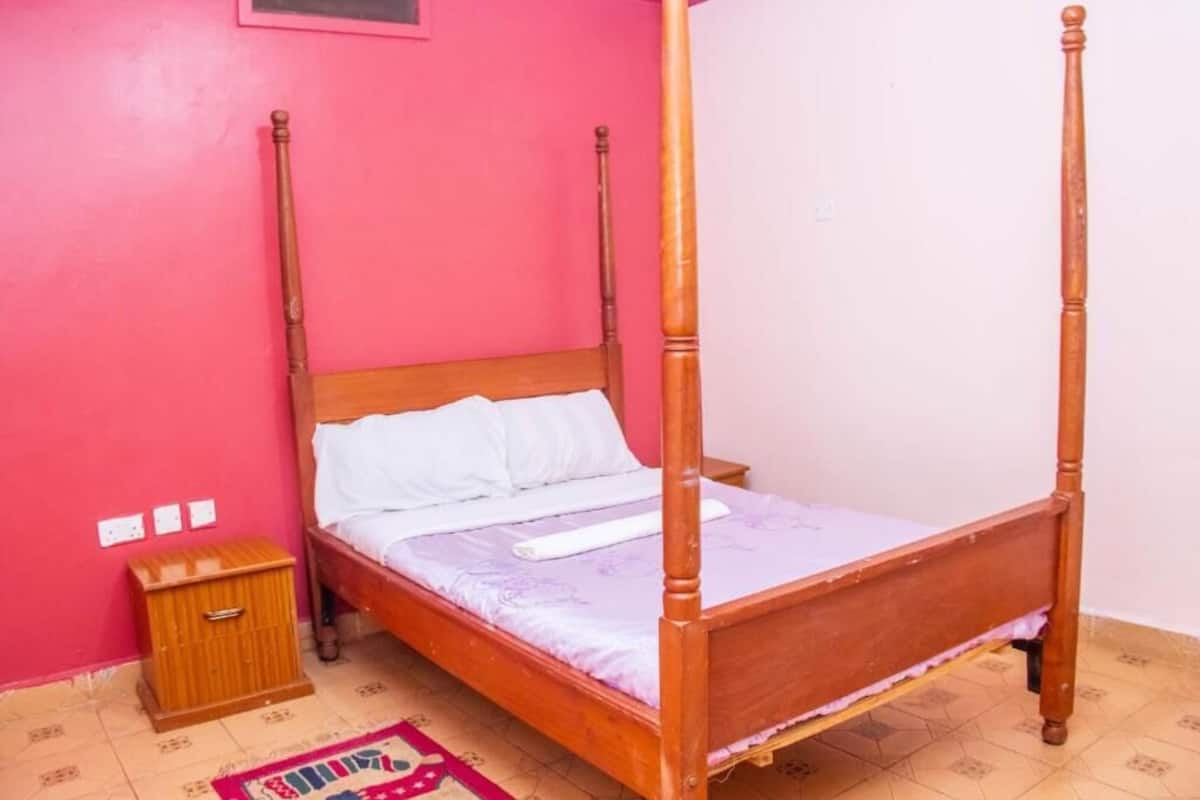 Standard Single Room, Pool View | Free WiFi