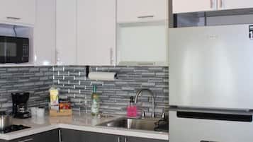Microwave, stovetop