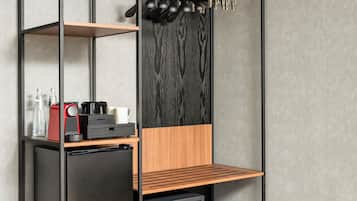 Premium bedding, down comforters, free cribs/infant beds, bed sheets