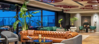 Radisson RED Izmir Point Bornova