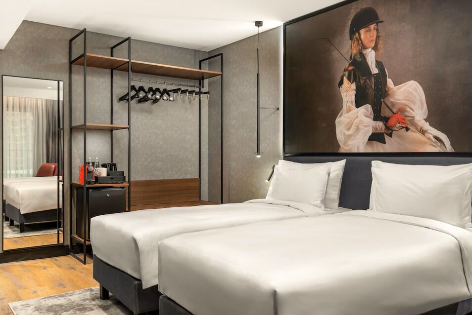 Superior Room, Balcony | Premium bedding, down comforters, free cribs/infant beds, bed sheets