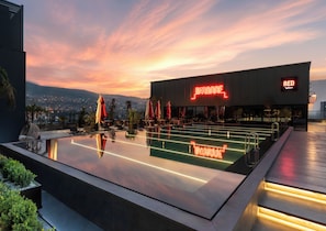 Property amenity - Radisson RED Hotel Izmir Point Bornova (Izmir)