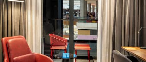 Standard Room | Premium bedding, down comforters, free cribs/infant beds, bed sheets