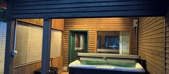 Walk to Summersville Lake! 5BR Cabin - Awesome Game Room - Sleeps 16