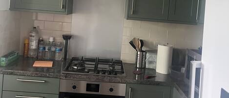 Mikrobølgeovn, ovn, opvaskemaskine