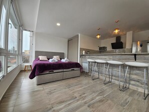 Family Studio (Canto de aguila) | Free WiFi - Torre O`Connor by InoutStays (San Carlos de Bariloche)