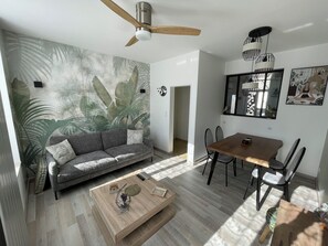 Smart TV, ping pong - Le Colibri -Country house in the heart of a quiet little village (1h from Paris) (Vinneuf)