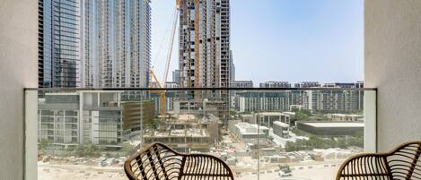 Deluxe-Apartment, 2 Schlafzimmer, Küche, Stadtblick | Balkon