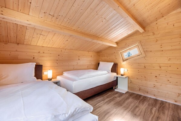 WiFi, bed sheets - Chalet 'Wiesengrün' with Private Terrace and Wi-Fi (Stockach)