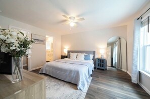 3 chambres, fer et planche à repasser, accès Internet, draps fournis