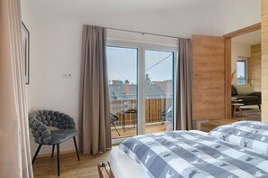 2 chambres, fer et planche à repasser, Wi-Fi, draps fournis