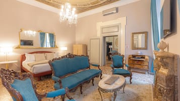 Elite Suite, Balcony, City View | Premium bedding, down comforters, minibar, in-room safe