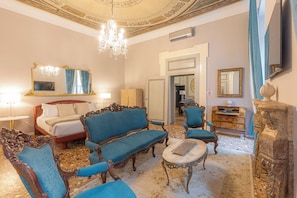 Elite Suite, Balcony, City View | Premium bedding, down duvets, minibar, in-room safe