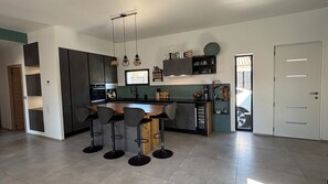 Forno, piano cottura, lavastoviglie