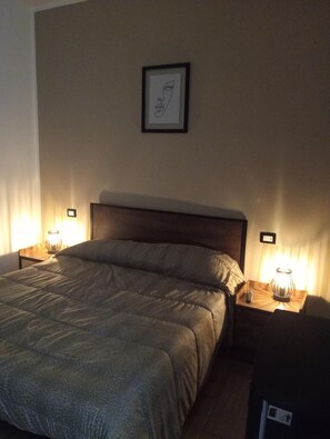 1 bedroom, iron/ironing board, WiFi, bed sheets - Apartment 'Malascesa' with Wi-Fi and Air Conditioning (Acireale)