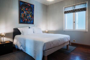 5 Schlafzimmer, Bügeleisen/Bügelbrett, Internetzugang, Bettwäsche