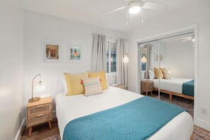 3 slaapkamers, een strijkplank/strijkijzer, wifi, beddengoed