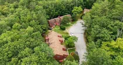 Mountain Lodge Vibes | Studio Stay Near Hiking & Lakes