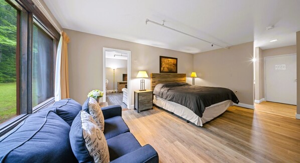 1 bedroom, iron/ironing board, free WiFi, bed sheets