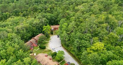 Rustic 1BR Retreat in the White Mountains